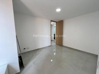 Apartamento de 3 alcobas en arriendo en Medellin, Medellín, 140 m² · foto 3 de 15