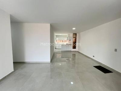 Apartamento de 3 alcobas en arriendo en Medellin, Medellín, 140 m² · foto 4 de 15