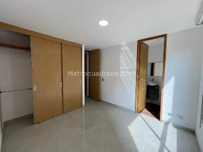 Apartamento de 3 alcobas en arriendo en Medellin, Medellín, 140 m² · foto 9 de 15