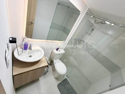 Apartamento de 2 alcobas en arriendo en Medellin, Medellín, 66 m² · foto 14 de 15