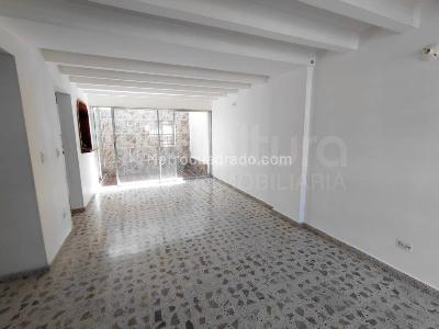 Casa de 4 alcobas en arriendo en Medellin, Medellín, 130 m² · foto 3 de 15