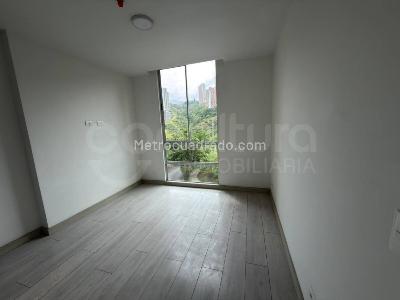 Apartamento de 2 alcobas en arriendo en Medellin, Medellín, 62 m² · foto 8 de 15