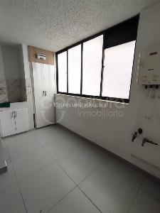 Apartamento de 5 alcobas en arriendo en Medellin, Medellín, 134 m² · foto 9 de 10