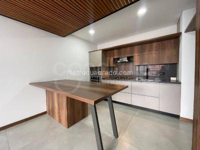Apartamento de 2 alcobas en arriendo en Medellin, Medellín, 100 m² · foto 1 de 15