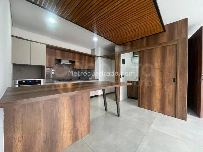 Apartamento de 2 alcobas en arriendo en Medellin, Medellín, 100 m² · foto 3 de 15
