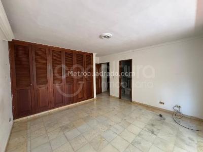Apartamento de 4 alcobas en arriendo en Medellin, Medellín, 272 m² · foto 12 de 15