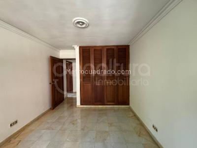 Apartamento de 4 alcobas en arriendo en Medellin, Medellín, 272 m² · foto 14 de 15