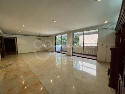Apartamento de 4 alcobas en arriendo en Medellin, Medellín, 272 m² · foto 5 de 15