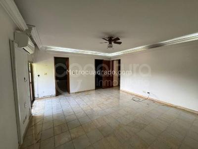 Apartamento de 4 alcobas en arriendo en Medellin, Medellín, 272 m² · foto 8 de 15