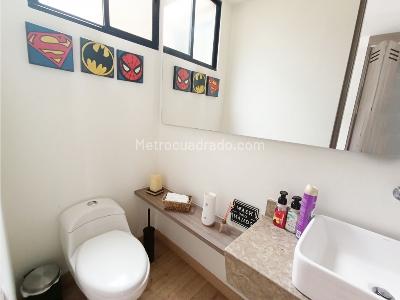 Apartamento en venta en Santa Barbara Oriental, Bogotá · foto 6 de 11