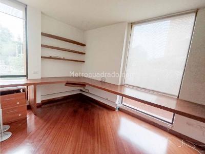 Apartamento de 3 alcobas en venta en Santa Paula, Bogotá, 128 m² · foto 5 de 20