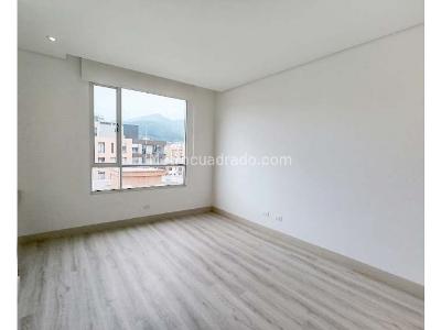 Apartamento de 2 alcobas en arriendo en Chico Norte, Bogotá, 92 m² · foto 9 de 13