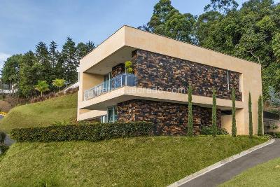 Casa de 4 alcobas en venta en La Calera, Medellín, 500 m² · foto 9 de 17