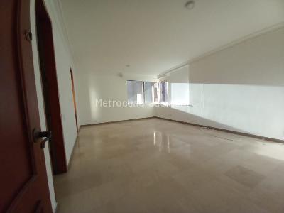 Apartamento de 3 alcobas en venta en Santamaria De Los Angeles, Medellín, 230 m² · foto 10 de 11