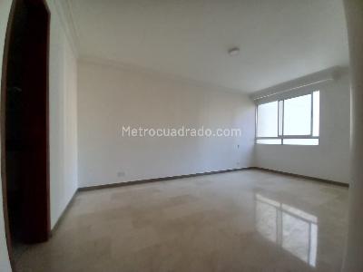 Apartamento de 3 alcobas en venta en Santamaria De Los Angeles, Medellín, 230 m² · foto 2 de 11