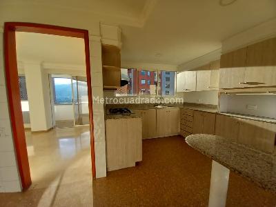 Apartamento de 3 alcobas en venta en Santamaria De Los Angeles, Medellín, 230 m² · foto 9 de 11