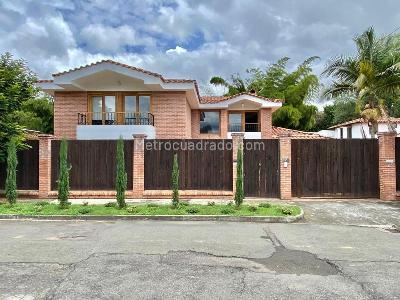 Casa de 4 alcobas en venta en Llano Grande, Rionegro, 340 m² · foto 14 de 14