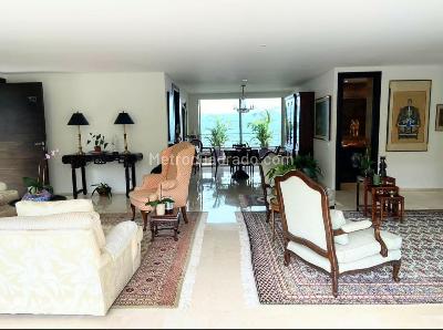 Apartamento en venta en Los Balsos No 1, Medellín · foto 2 de 18