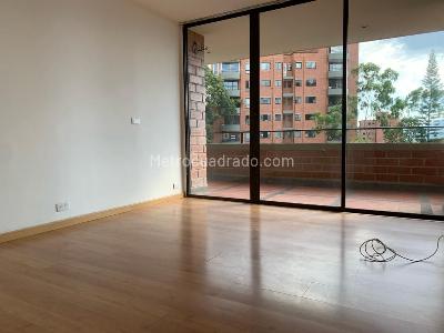 Apartamento de 4 alcobas en venta en El Poblado, Medellín, 169 m² · foto 2 de 17