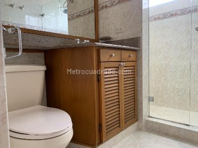 Apartamento de 4 alcobas en venta en El Poblado, Medellín, 169 m² · foto 3 de 17