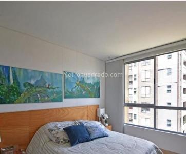 Apartamento en venta en El Poblado Castropol, Medellín · foto 6 de 9
