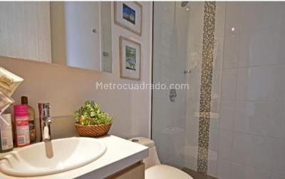 Apartamento en venta en El Poblado Castropol, Medellín · foto 8 de 9