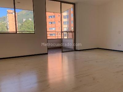 Apartamento de 2 alcobas en venta en El Tesoro, Medellín, 120 m² · foto 9 de 16