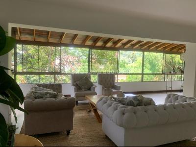Casa de 5 alcobas en venta en El Poblado El Tesoro, Medellín, 313 m² · foto 2 de 19
