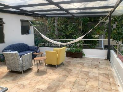 Casa de 5 alcobas en venta en El Poblado El Tesoro, Medellín, 313 m² · foto 17 de 19