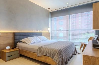 Apartamento de 3 alcobas en venta en El Poblado La Linde, Medellín, 117 m² · foto 12 de 13