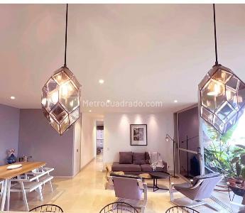 Apartamento de 3 alcobas en venta en El Poblado La Linde, Medellín, 117 m² · foto 3 de 13