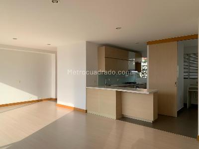 Apartamento en venta en Castropol, Medellín · foto 4 de 14