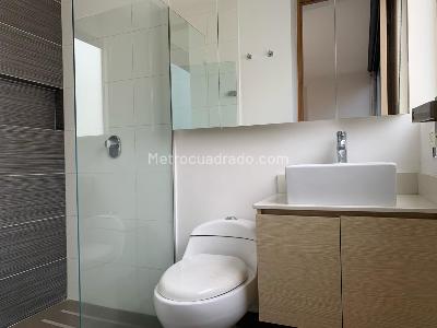 Apartamento en venta en Castropol, Medellín · foto 8 de 14