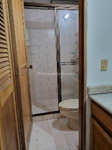Casa de 3 alcobas en venta en El Poblado La Florida, Medellín, 236 m² · foto 13 de 20