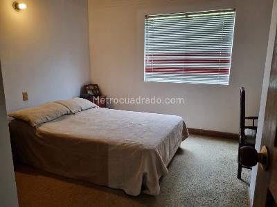 Casa de 3 alcobas en venta en El Poblado La Florida, Medellín, 236 m² · foto 12 de 20