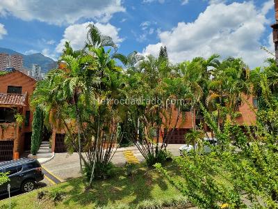 Casa de 3 alcobas en venta en El Poblado La Florida, Medellín, 236 m² · foto 20 de 20