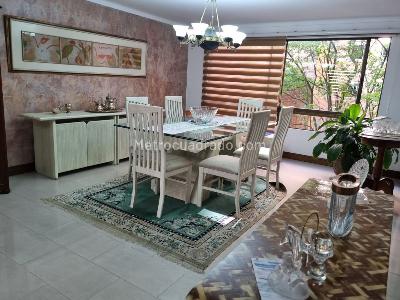 Apartamento de 4 alcobas en venta en Castropol, Medellín, 235 m² · foto 13 de 20