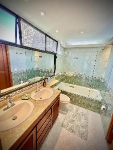 Apartamento de 5 alcobas en venta en El Poblado La Florida, Medellín, 368 m² · foto 14 de 20