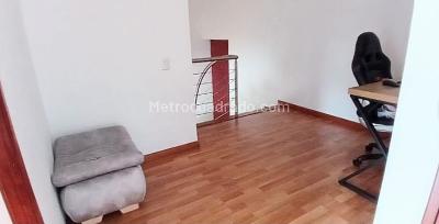 Apartamento de 2 alcobas en venta en Poblado San Lucas, Medellín, 108 m² · foto 8 de 15