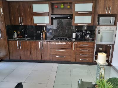 Apartamento en venta en Poblado San Lucas, Medellín · foto 5 de 19