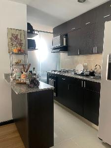 Apartamento de 2 alcobas en venta en Los Gonzalez, Medellín, 83 m² · foto 7 de 14