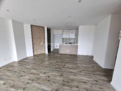 Apartamento de 3 alcobas en venta en Loma De Los Mesa, Envigado, 105 m² · foto 4 de 18