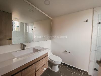 Apartamento de 2 alcobas en venta en La Florida, Medellín, 102 m² · foto 11 de 11