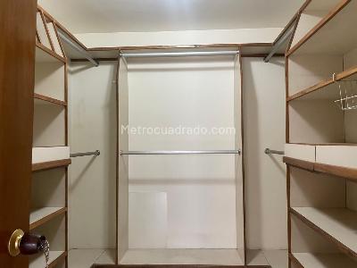 Apartamento de 3 alcobas en venta en El Poblado Castropol, Medellín, 292 m² · foto 5 de 20