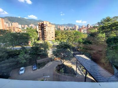 Apartamento de 3 alcobas en venta en Alejandria, Medellín, 253 m² · foto 19 de 20