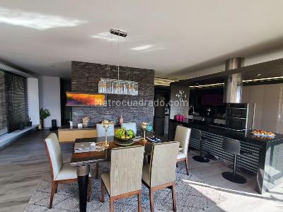 Apartamento de 3 alcobas en venta en Alejandria, Medellín, 253 m² · foto 8 de 20
