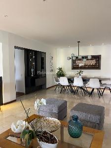 Casa de 4 alcobas en venta en Poblado San Lucas, Medellín, 40 m² · foto 2 de 18