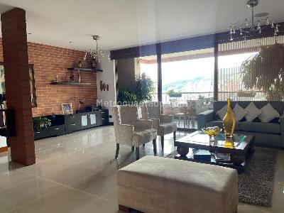 Apartamento de 3 alcobas en venta en Los Balsos, Medellín, 225 m² · foto 5 de 18