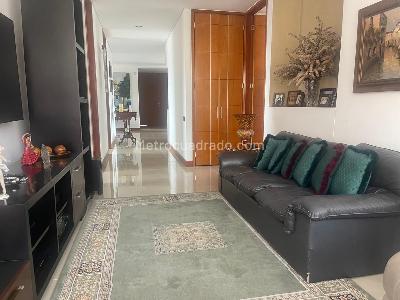 Apartamento de 3 alcobas en venta en Los Balsos, Medellín, 225 m² · foto 13 de 18
