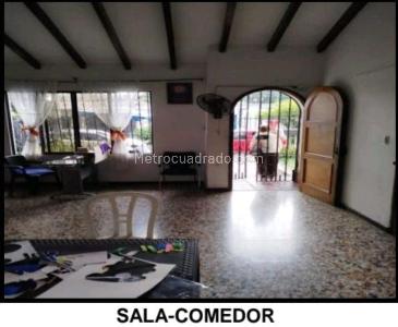 Casa de 4 alcobas en venta en El Limonar, Cali, 230 m² · foto 4 de 20